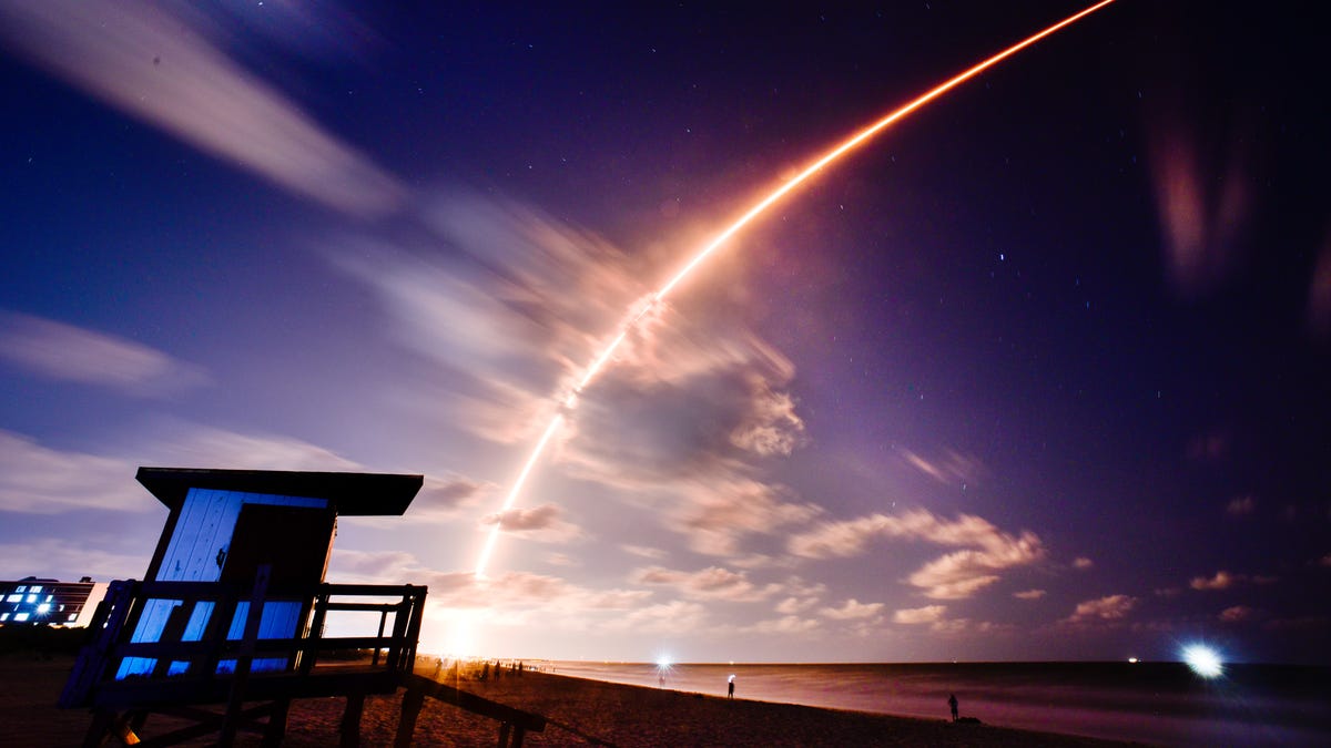 SpaceX's Nighttime Florida Launch Sends 23 Starlink Satellites into Orbit
