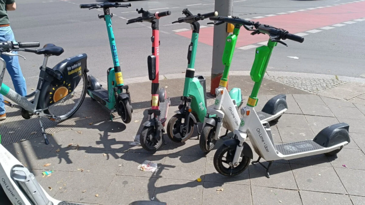 Featured image for Researchers Warn of Rising E-Scooter Injury Expenses