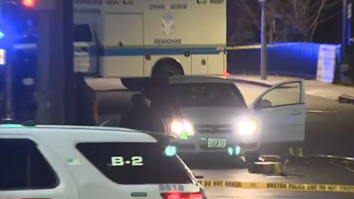 Featured image for Roxbury Shooting Leaves Man with Critical Injuries