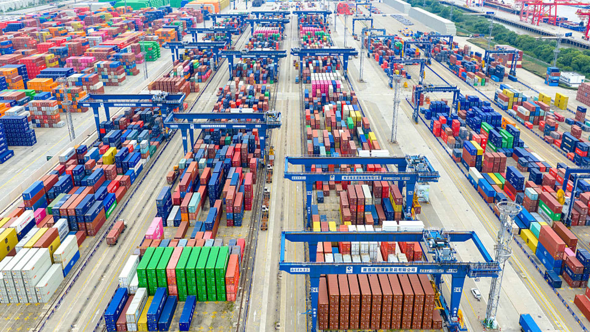 Featured image for OECD Upgrades Global Growth Outlook Despite Tariffs