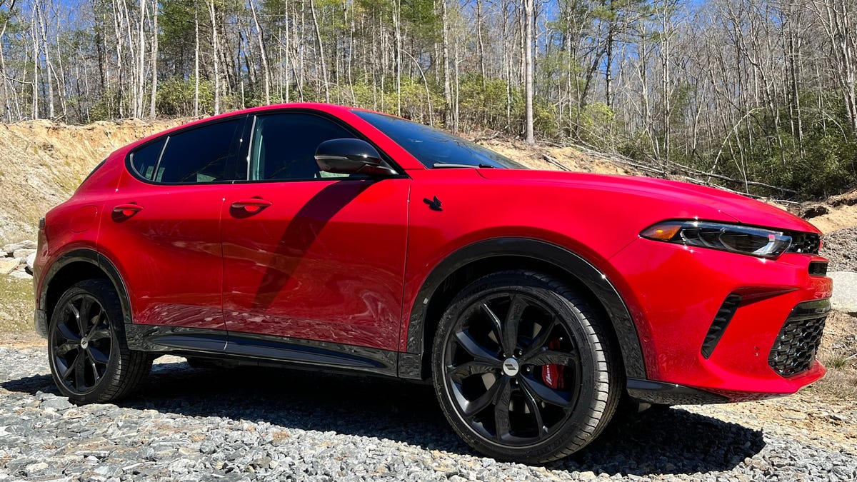 "2023 Dodge Hornet: The Compact SUV with Electrifying Performance"