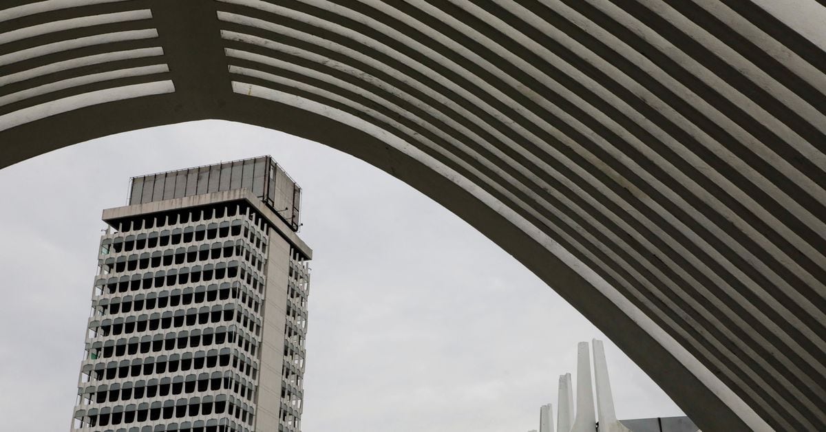 Featured image for Malaysia abolishes mandatory death penalty for serious crimes.