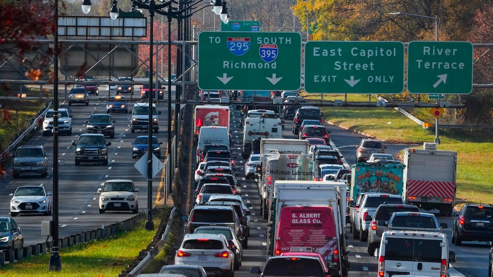 Winter Storm Threatens Post-Thanksgiving Travel Across US