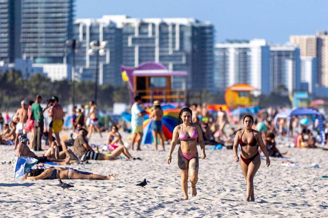 Miami Beach's Spring Break Scene: Calm and Quiet.