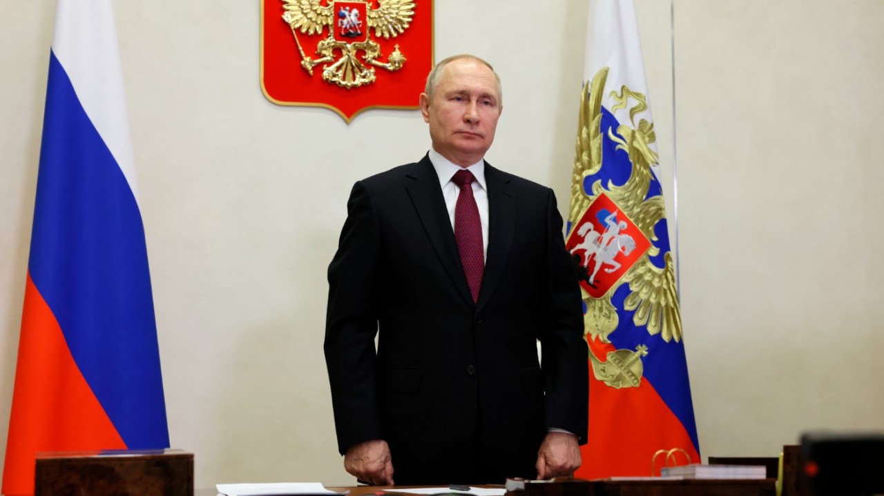 "Growing Concern: Russia's Military Buildup on NATO Borders"