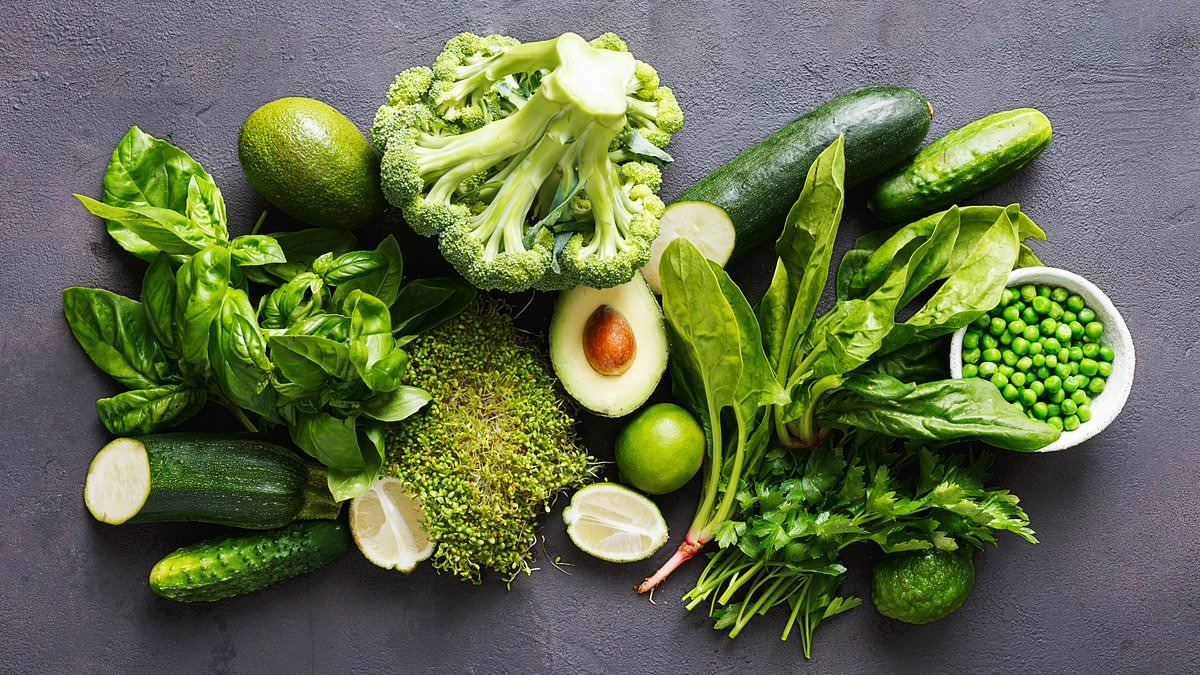 "The Power of Meal Sequencing: Prioritizing Vegetables for Optimal Health"