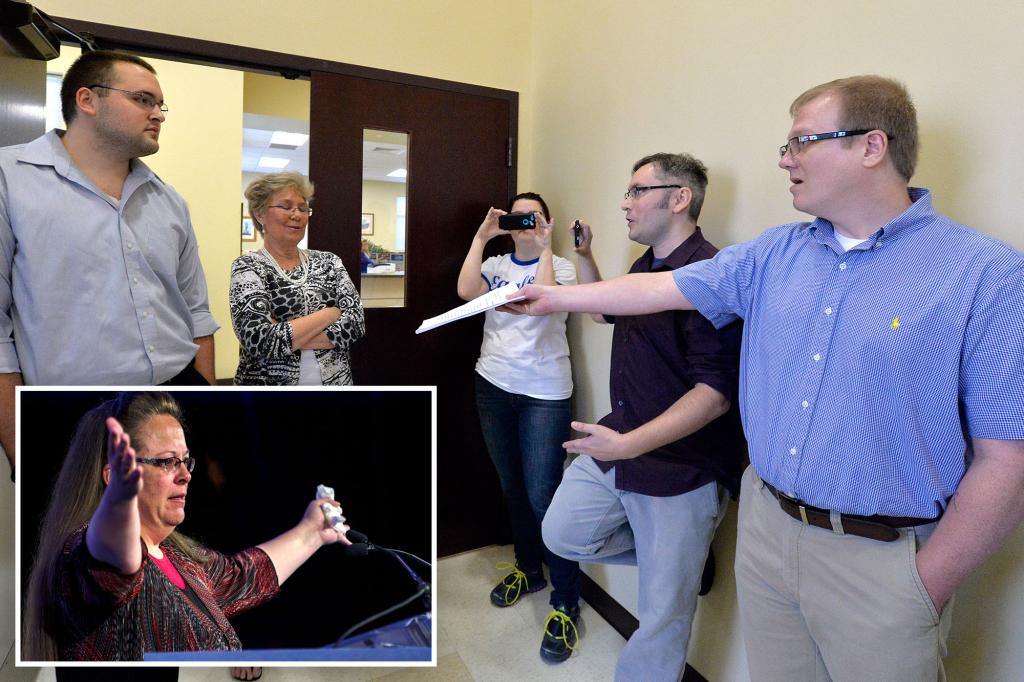 Featured image for Kim Davis Ordered to Pay $100K to Gay Couple for Denying Marriage License