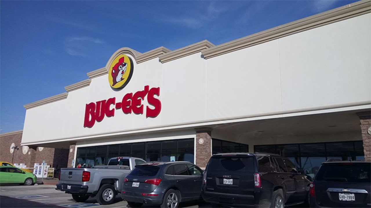 Featured image for Earn $1,000 for tasting and reviewing Buc-ee's snacks as a Bud-ee