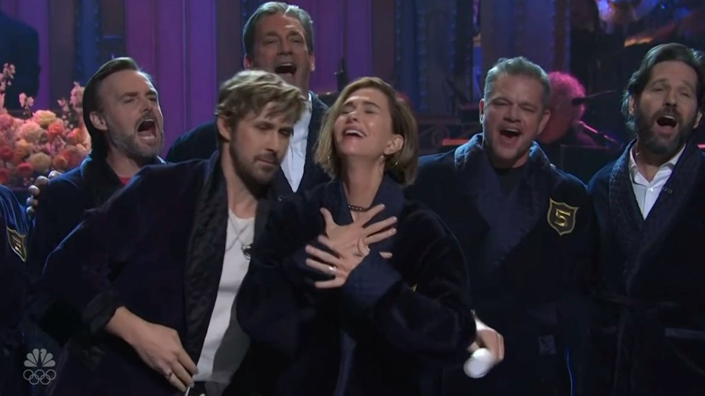 Featured image for "Kristen Wiig's 5-Timers Club Celebration and SNL Revival Tonight: Host, Cast, and More"