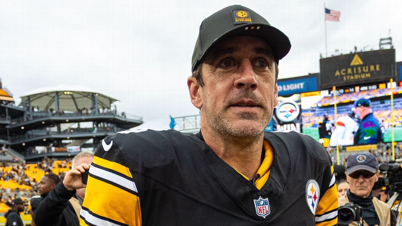 Featured image for Packers and Steelers Clash in Prime Time as Rodgers Faces Historic Opponent