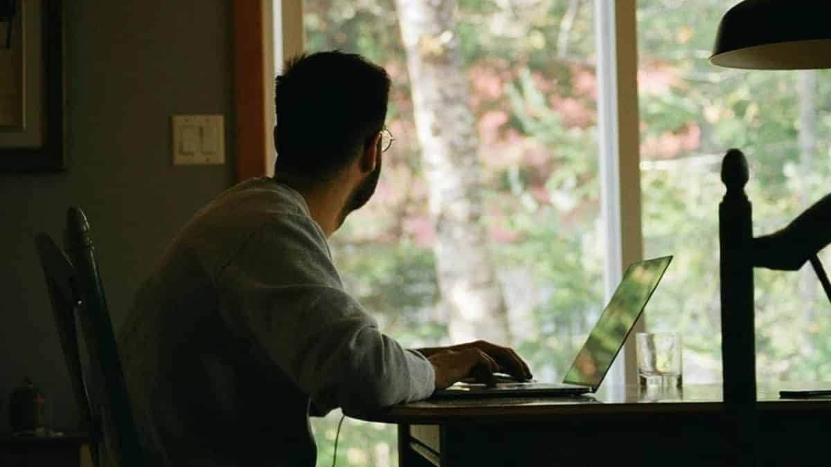 Study Finds Remote Work Boosts Happiness After Four Years