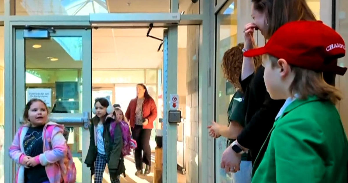 Featured image for Maine 8-Year-Old Sets Unintentional Fashion Trend at School