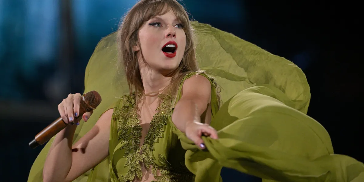 "White House Urges Action on AI-Generated Taylor Swift Images"