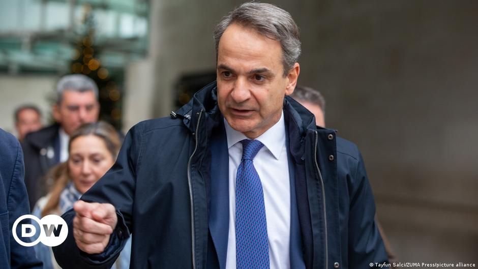 Featured image for "UK's Sunak Cancels Greek PM Meeting Amid Parthenon Marbles Dispute"