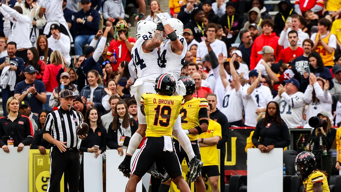 Featured image for Penn State Dominates Maryland in 51-15 Victory