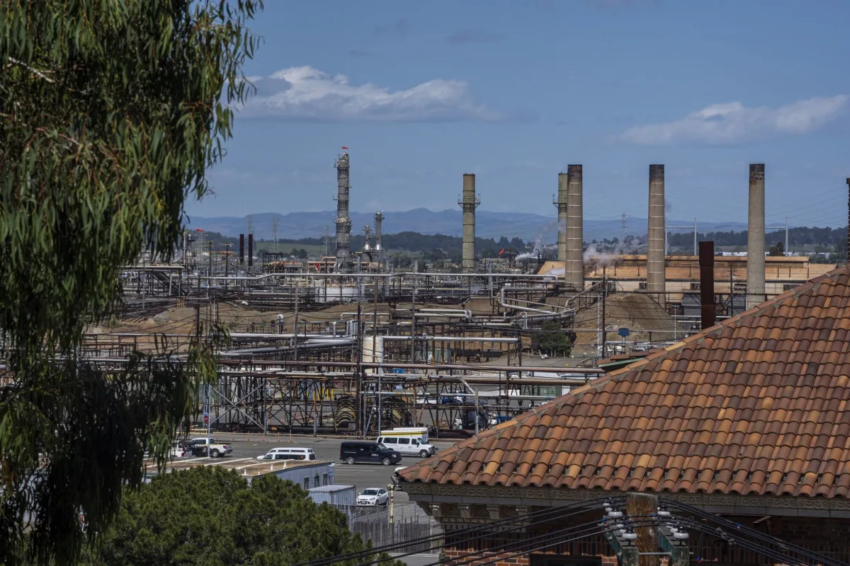 Featured image for Chevron Warns of California's Risky Climate Policy Game