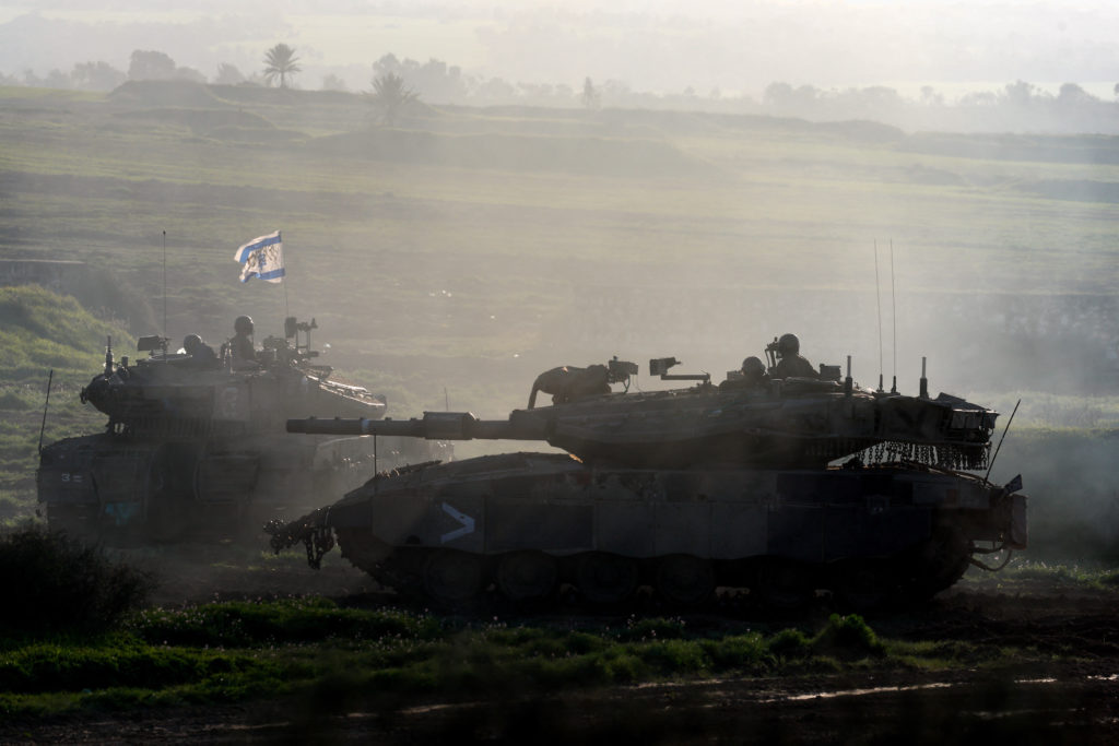 "Israeli Officials Divided on Ending Hamas War Amid Mounting Pressure"
