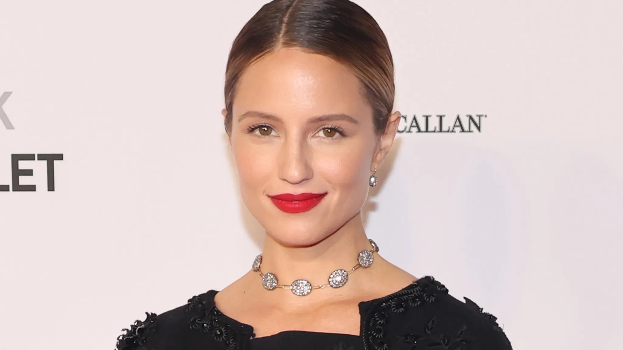 Featured image for "Fans Rally Behind Dianna Agron as Photographers Target Her for 'Blocking' Sarah Jessica Parker"