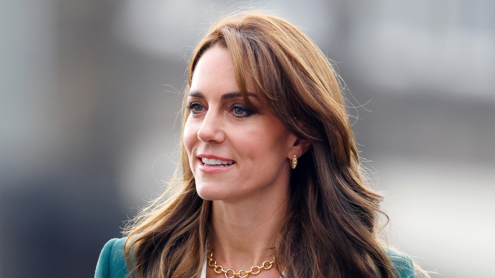Featured image for "Probe into Hospital Staffer's Attempt to Access Kate Middleton's Records Sparks Social Media Conspiracy Theories"