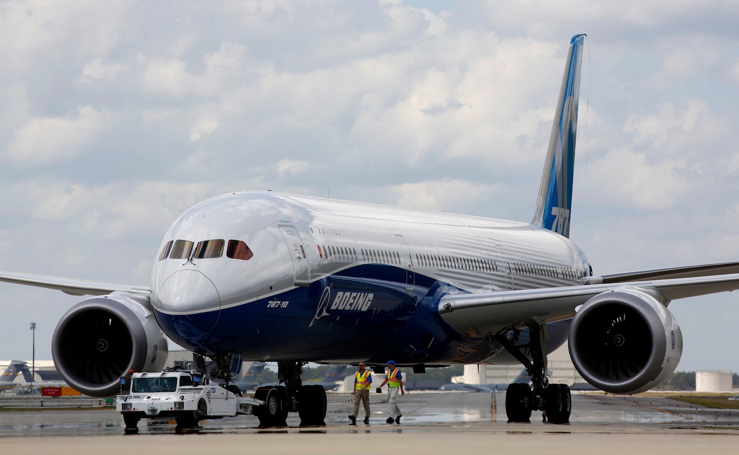 Featured image for "Boeing Faces New Whistleblower Allegations Over 787 Dreamliner Flaws"