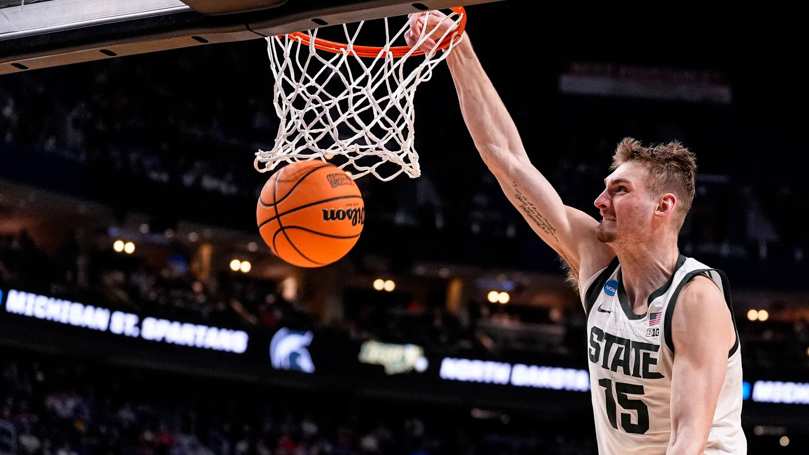 Spartans start NCAA run with dominant 92-67 win over North Dakota State