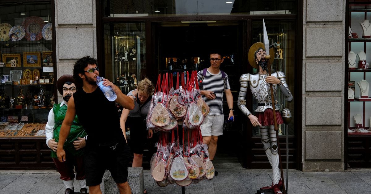 "Scorching Spain: Third Heatwave of Summer Reaches Peak Temperatures"