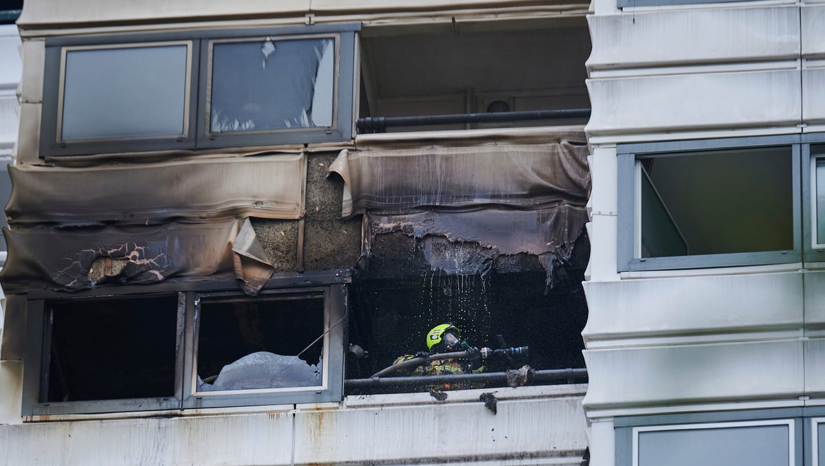 Featured image for Tragic Fire in Berlin Claims Two Lives as Residents Leap to Escape