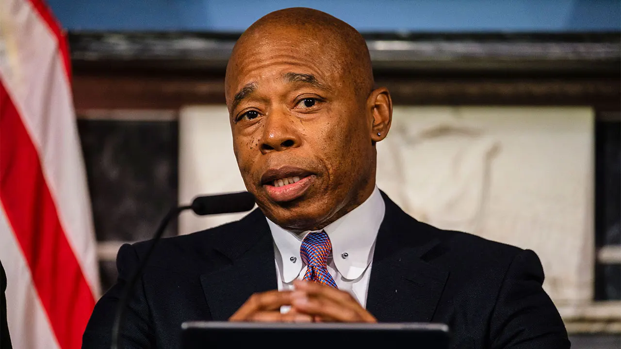 Featured image for "NYC Mayors Clash with Texas Over Sudden Influx of Migrant Buses Amidst New Restrictions"