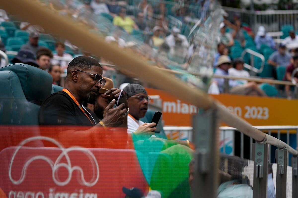 Jamie Foxx's Terrifying Health Scare: A Lucky Survival Story