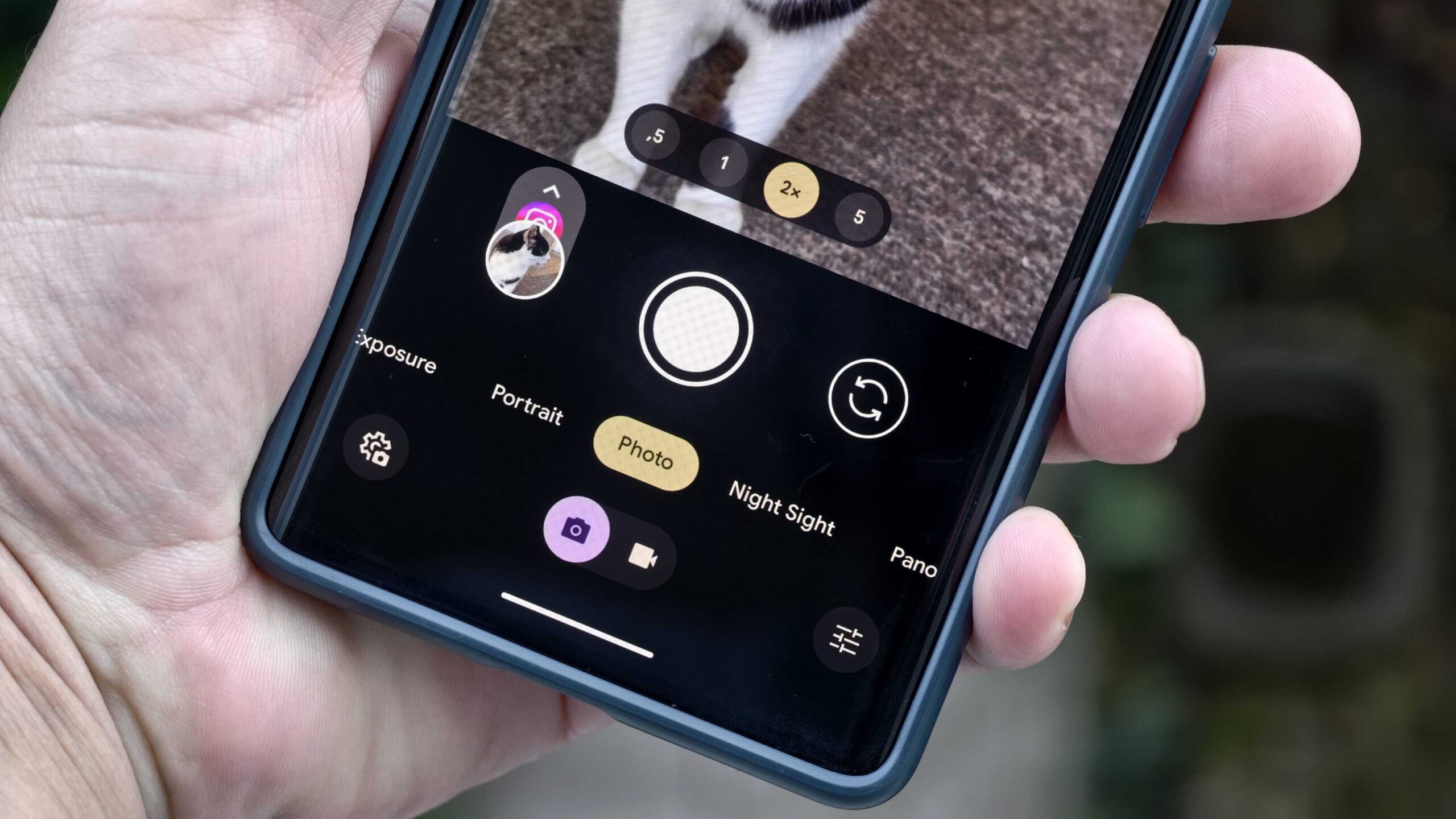 Google Pixel Camera 9.9 Update Removes Social Share Feature