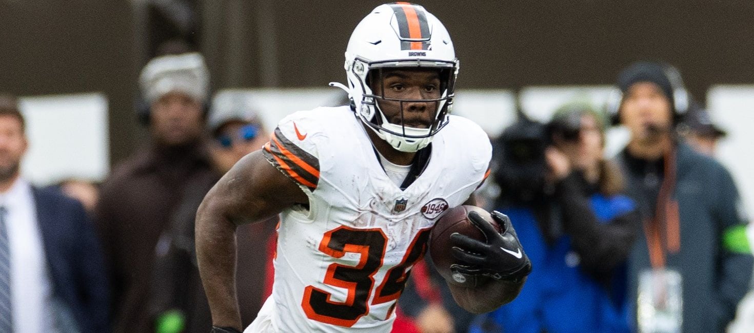 "NFL Week 11: Expert Picks, Value Plays, and Upsets"