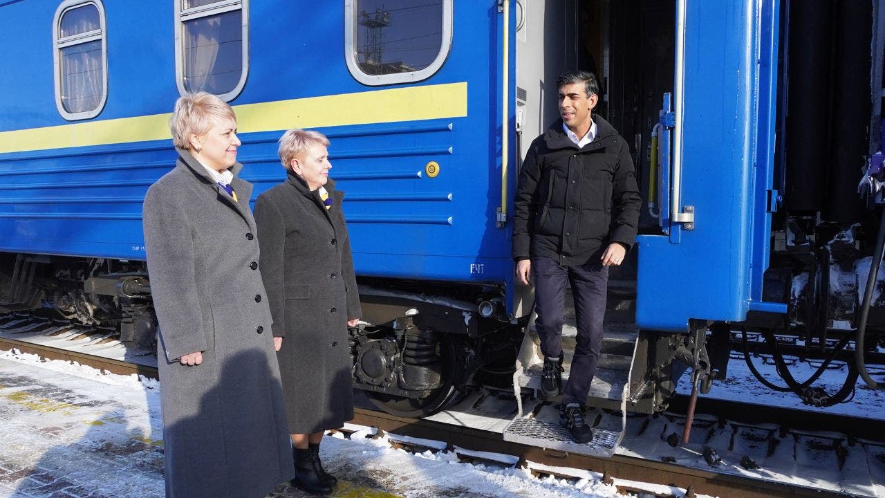 "UK Boosts Ukraine Aid to $3.2B Amid Rising Tensions with Russia"