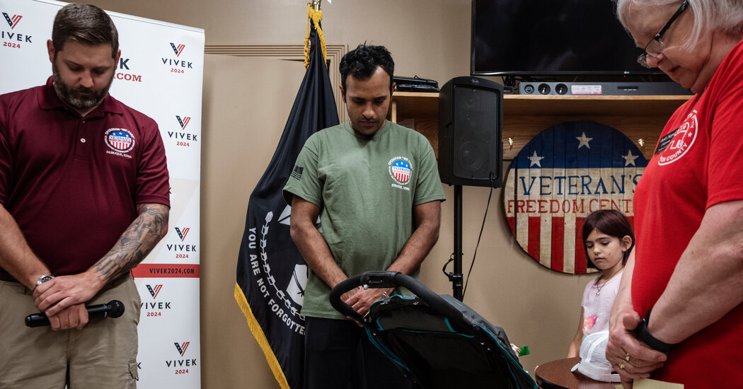 "Vivek Ramaswamy's Strategic Embrace of Hinduism to Win Over Christian Voters"