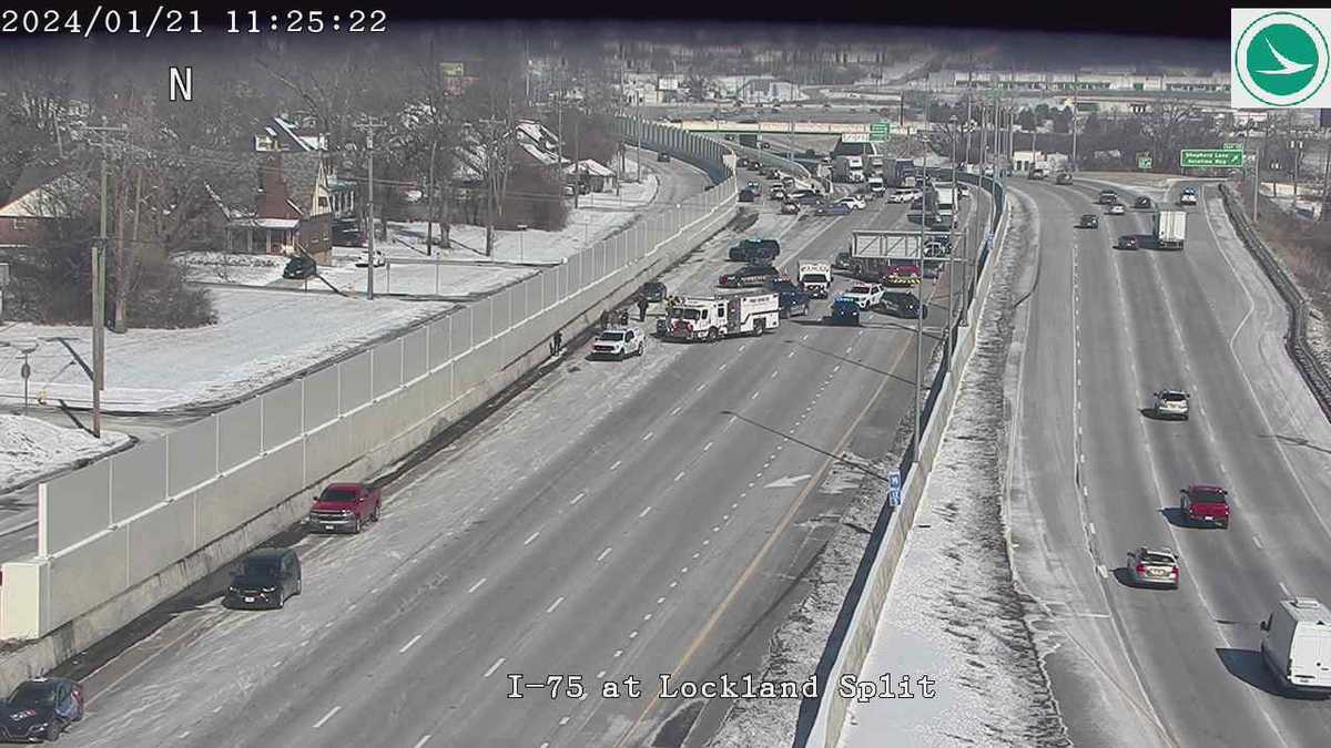 Featured image for Fatal Pedestrian Accident Shuts Down Southbound I-75 near Lockland