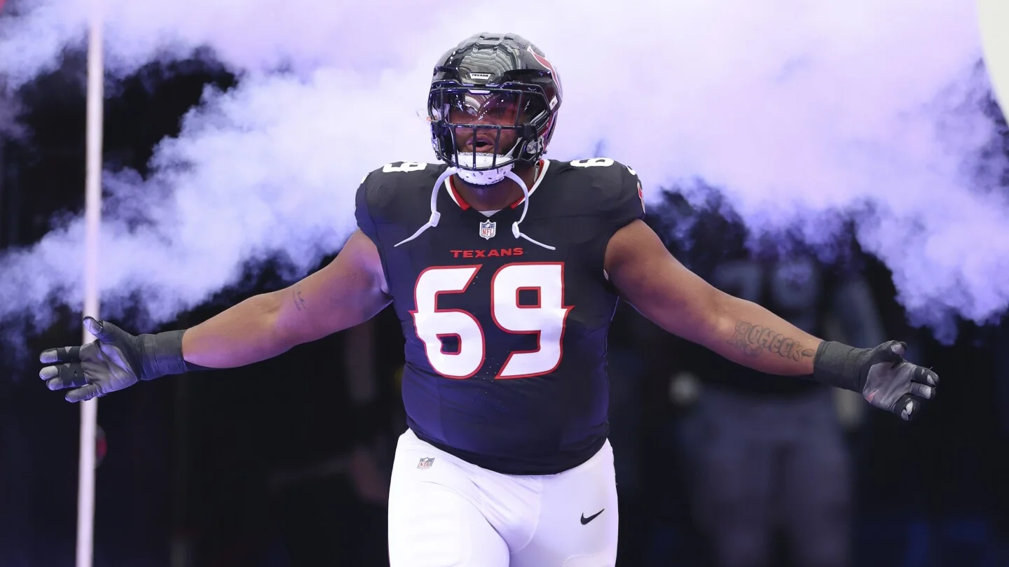 Texans lock in Ed Ingram on three-year deal