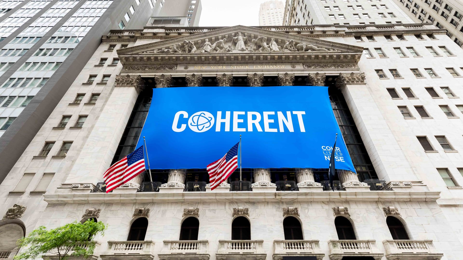 Featured image for "Expanding AI Boom: 3 Data Center Stocks to Lead Next Phases, Says Wall Street"