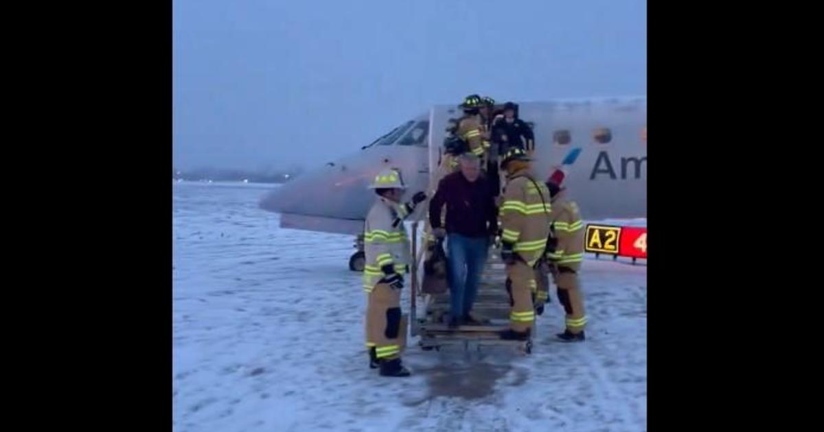 "American Airlines Plane Slides Off Runway at Upstate New York Airport"