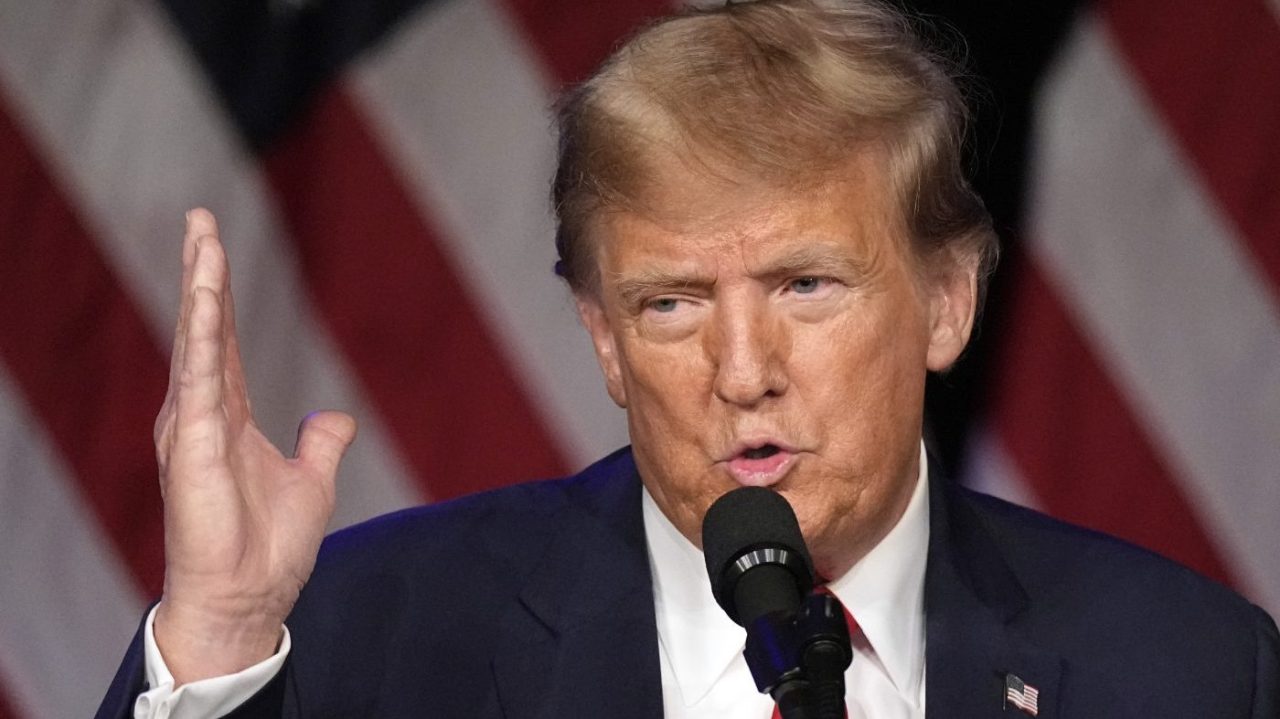 Trump Urges Taylor Swift Not to Endorse Biden