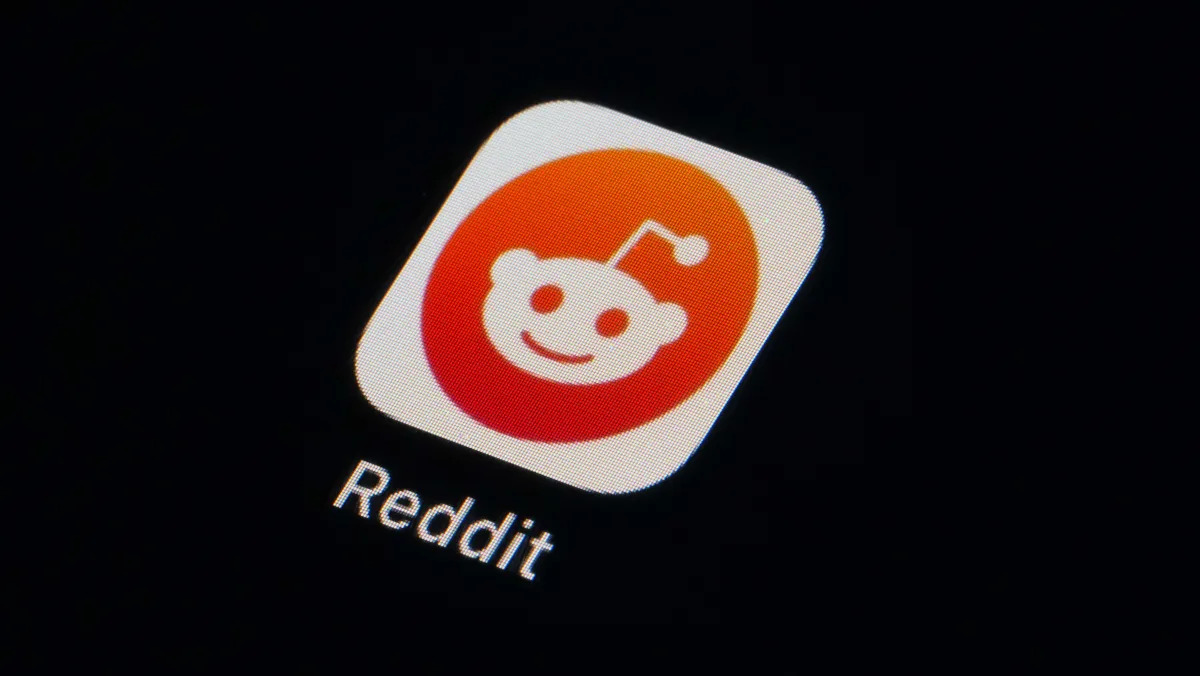 "Reddit's IPO: Valuation Target Met, But Profitability Concerns Linger"