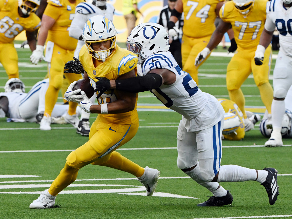 Featured image for Week 9 Fantasy Football: Top Rankings, Sleepers, and Waiver Wire Picks