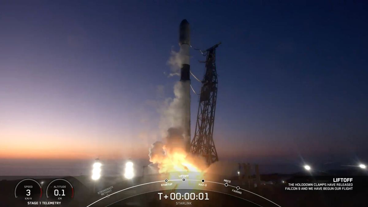 "SpaceX Successfully Launches 22 Starlink Satellites from California"