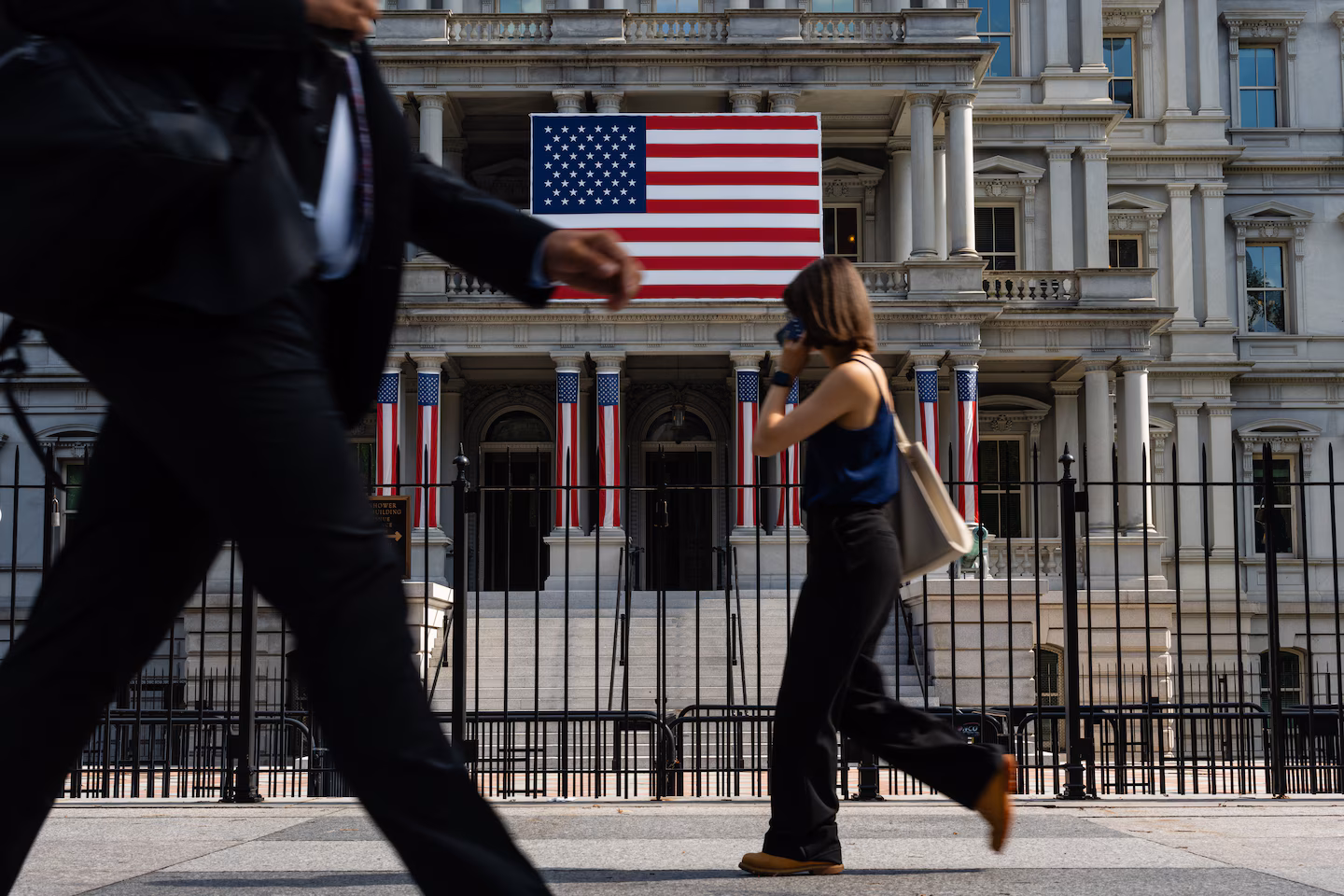 Featured image for DOGE Develops AI to Cut 50% of Federal Regulations