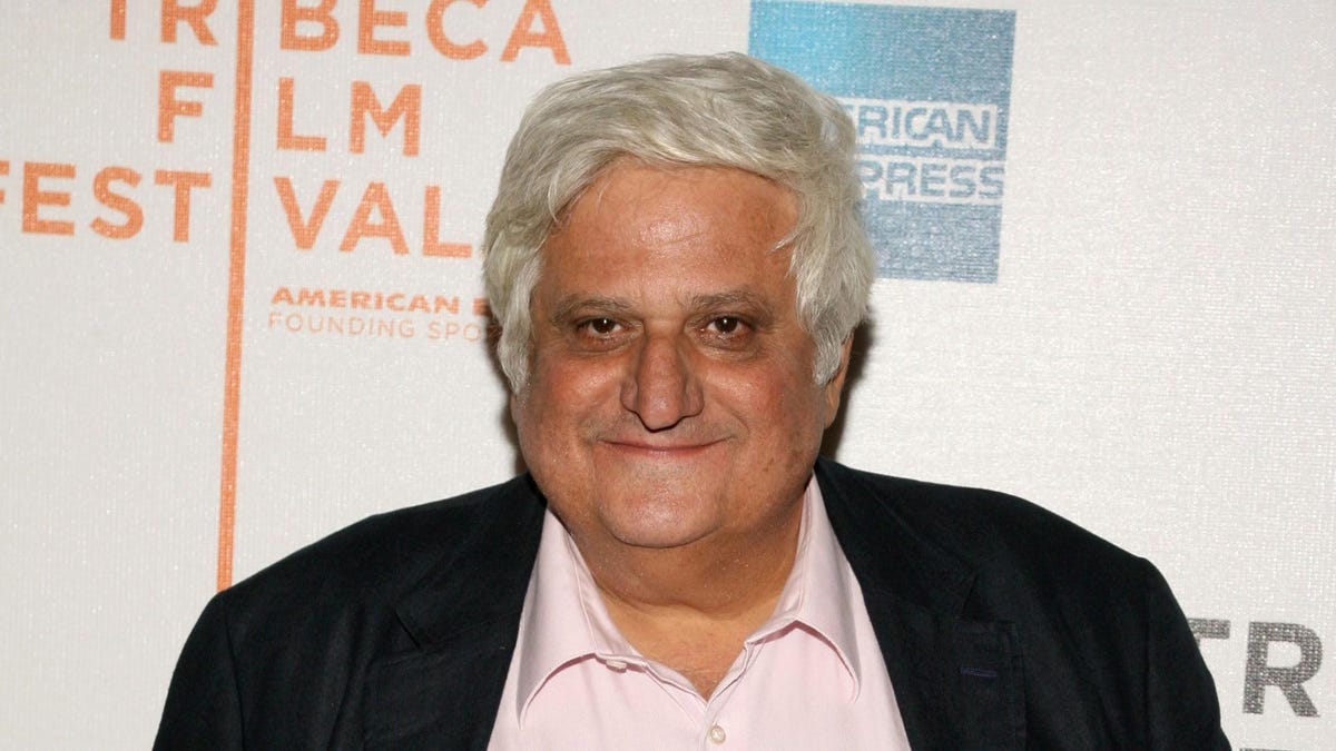 Featured image for Actor Michael Lerner passes away at 81.