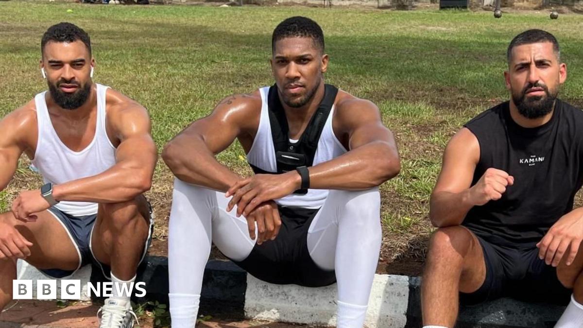 Featured image for Anthony Joshua Injured in Nigeria Car Crash That Killed Two