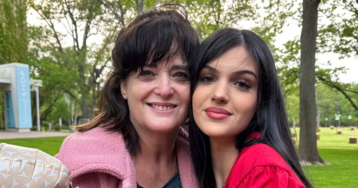 Featured image for "Evanston Teen Natalie Raanan Returns Home After Hamas Captivity"