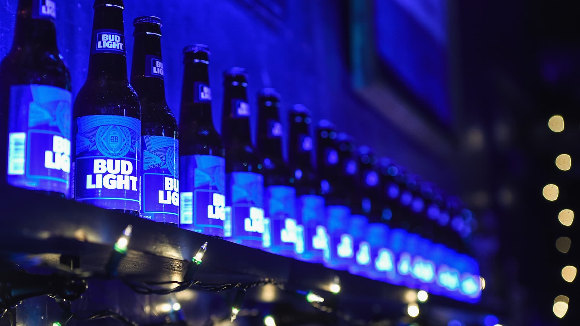 Bud Light Exec Takes Leave Amid Boycott Calls Over Transgender Influencer Partnership.