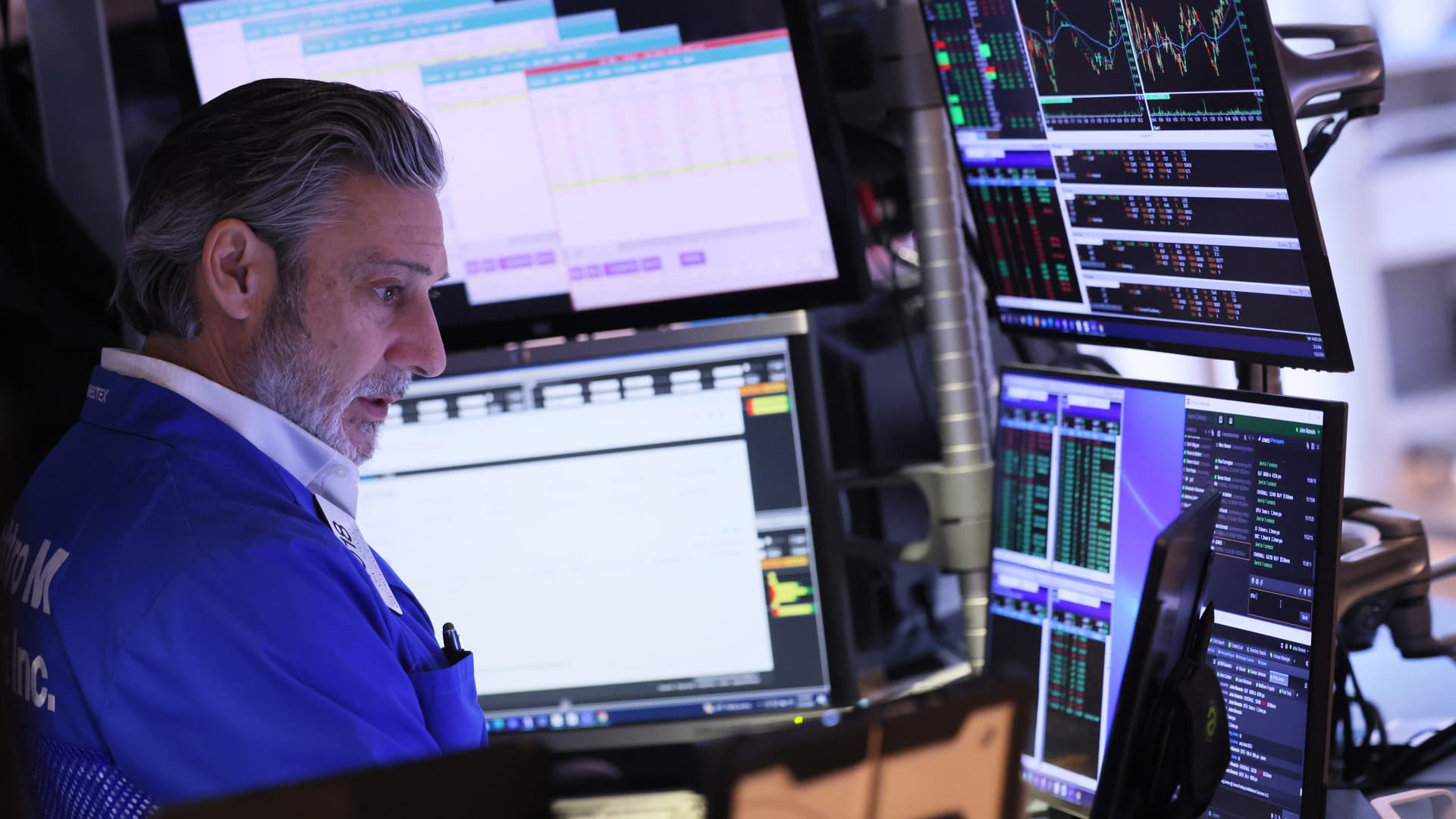 "Strong Jobs Report Sends 10-Year Treasury Yield Soaring, Threatening Stocks"