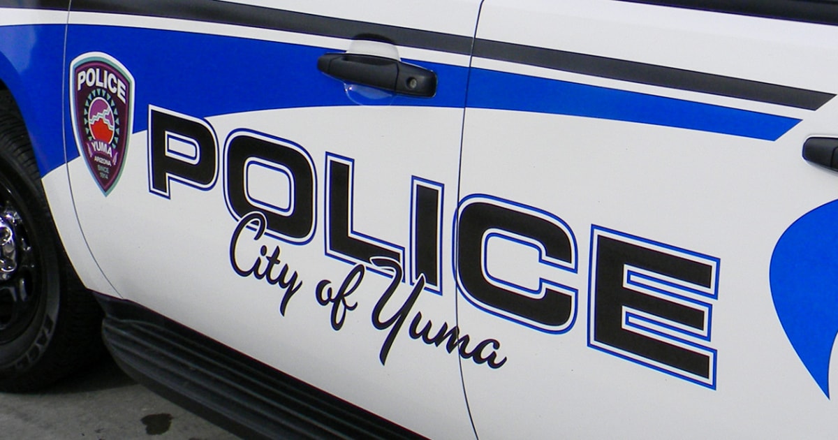 Arizona shooting leaves 2 dead and 5 injured.