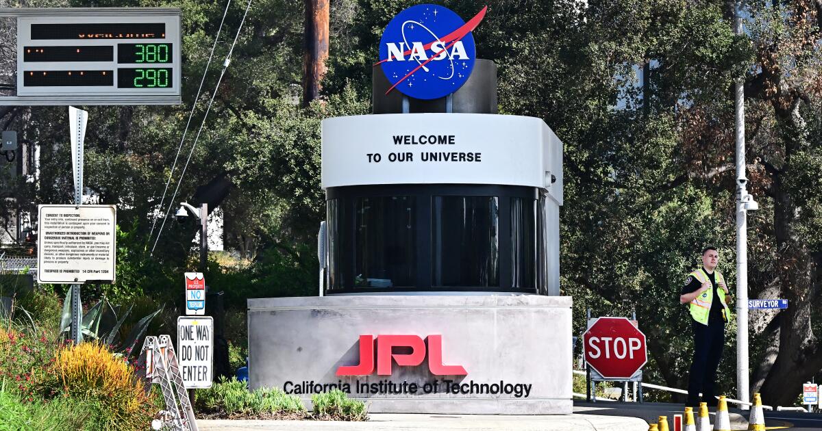Featured image for NASA's JPL Loses 550 Jobs in Latest Layoff Round