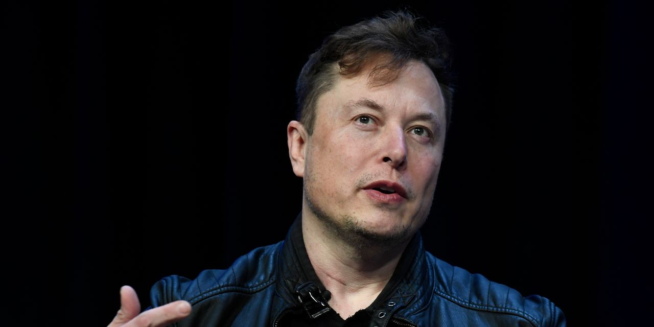 Elon Musk plans to launch 'TruthGPT' to combat AI bias.